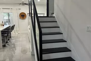 11 NE 151st St, Miami, FL 33162 - Photo 43