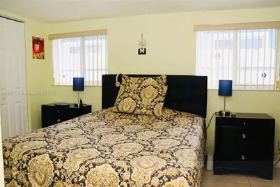 1847 W 2nd Ave, Hialeah, FL 33010 - Photo 13