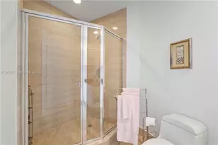 15811 Collins Ave, Sunny Isles Beach, FL 33160 - Photo 29