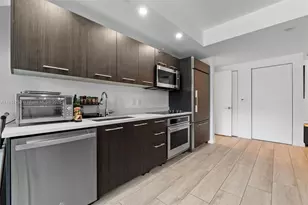 45 SW 9th St, Miami, FL 33130 - Photo 5