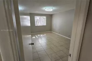 9877 Westview Dr, Coral Springs, FL 33076 - Photo 11