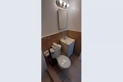 709 NE 2nd Ct #2, Hallandale Beach, FL 33009 - Photo 3