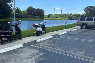 16465 NE 22nd Ave, North Miami Beach, FL 33160 - Photo 11