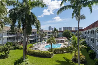 581 Blue Heron Dr #301-B, Hallandale Beach, FL 33009 - Photo 19