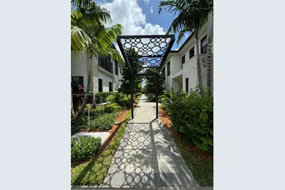 8283 NW 47th Ln, Doral, FL 33166 - Photo 1