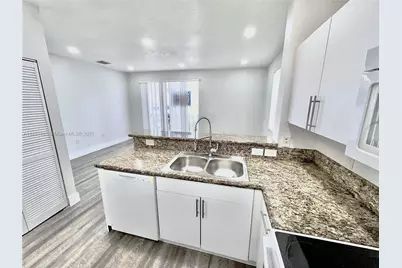 2933 SE 2nd Dr #2, Homestead, FL 33033 - Photo 15