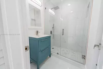 7721 Indigo St, Miramar, FL 33023 - Photo 23