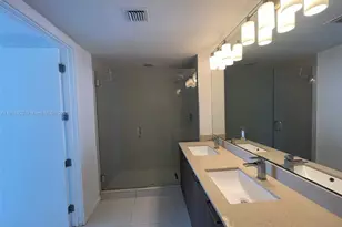 5252 NW 85th Ave, Doral, FL 33166 - Photo 9