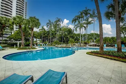 3300 NE 191st St #114, Aventura, FL 33180 - Photo 39
