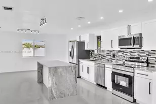 1140 NE 139th St, North Miami, FL 33161 - Photo 11