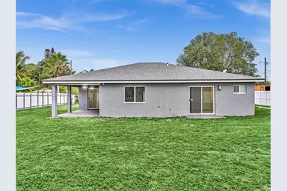 1140 NE 139th St, North Miami, FL 33161 - Photo 7