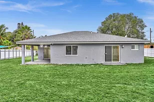 1140 NE 139th St, North Miami, FL 33161 - Photo 7