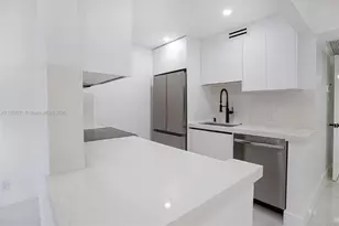 13250 SW 7th Ct, Pembroke Pines, FL 33027 - Photo 3