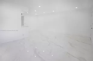 13250 SW 7th Ct, Pembroke Pines, FL 33027 - Photo 17