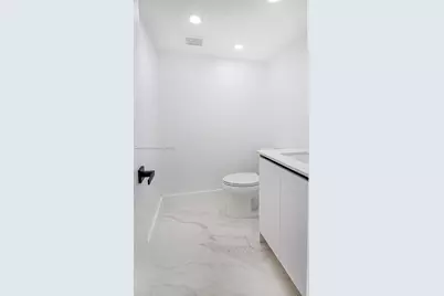 13250 SW 7th Ct #204L, Pembroke Pines, FL 33027 - Photo 19