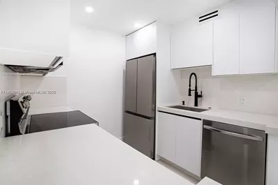 13250 SW 7th Ct #204L, Pembroke Pines, FL 33027 - Photo 9