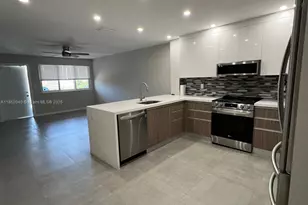 2175 NE 56th St, Fort Lauderdale, FL 33308 - Photo 3