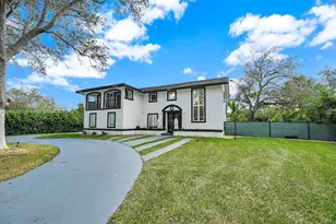 7830 SW 120th St, Pinecrest, FL 33156 - Photo 11