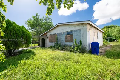 826 NW 56th St, Miami, FL 33127 - Photo 1