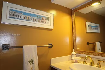 555 NE 15th St #20K, Miami, FL 33132 - Photo 5