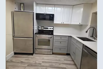 555 NE 15th St #20K, Miami, FL 33132 - Photo 21