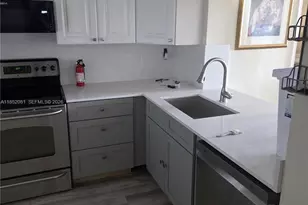 555 NE 15th St, Miami, FL 33132 - Photo 15