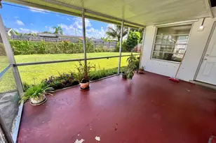 8151 NW 15th Ct, Pembroke Pines, FL 33024 - Photo 15