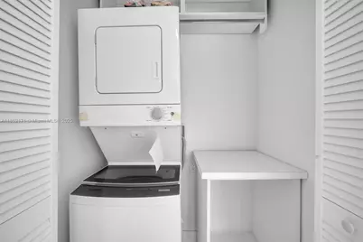 309 NW 7th Ct #2, Hallandale Beach, FL 33009 - Photo 13