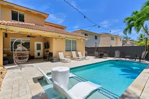 8956 SW 215th Ln, Cutler Bay, FL 33189 - Photo 13