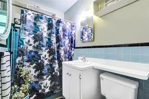 70 NE 152nd St, Miami, FL 33162 - Photo 23