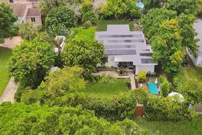 70 NE 152nd St, Miami, FL 33162 - Photo 29