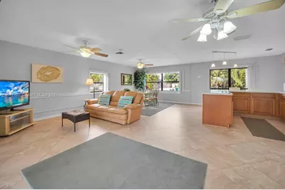 1803 E Easy St, Fort Pierce, FL 34982 - Photo 5