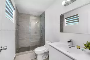 421 NW 44th St, Miami, FL 33127 - Photo 19