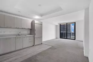 45 SW 9th St, Miami, FL 33130 - Photo 9