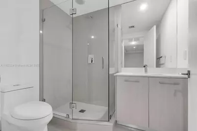 45 SW 9th St #2204, Miami, FL 33130 - Photo 25