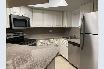 8225 Lake Dr #208, Doral, FL 33166 - Photo 3