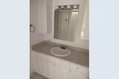 17021 N Bay Rd #126, Sunny Isles Beach, FL 33160 - Photo 7