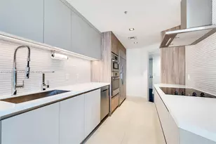 848 Brickell Key Dr, Miami, FL 33131 - Photo 7