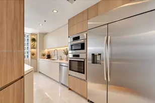 848 Brickell Key Dr, Miami, FL 33131 - Photo 7