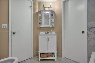 10194 SW 77th Ct, Miami, FL 33156 - Photo 11