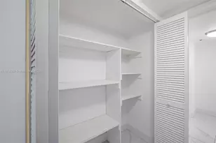 1717 N Bayshore Dr, Miami, FL 33132 - Photo 41