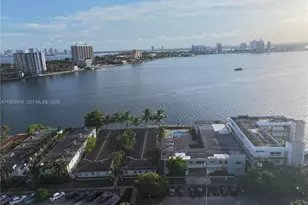 2200 Bay Dr, Miami Beach, FL 33141 - Photo 21