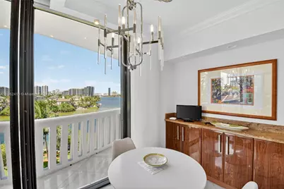 3000 Island Blvd #505, Aventura, FL 33160 - Photo 11