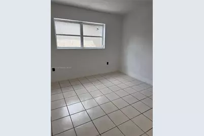 6625 W 4th Ave #204, Hialeah, FL 33012 - Photo 7