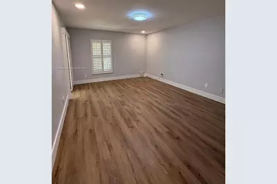 4690 S Fountains Dr S, Lake Worth, FL 33467 - Photo 9