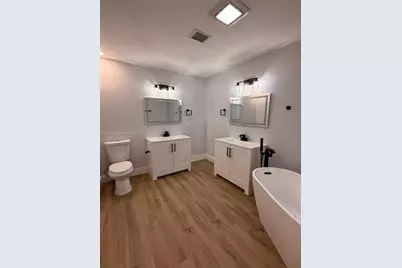 4690 S Fountains Dr S, Lake Worth, FL 33467 - Photo 11