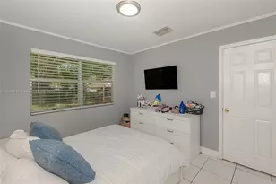 1521 NE 131st St, North Miami, FL 33161 - Photo 15