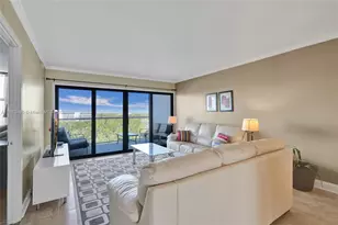 1401 N Riverside Dr, Pompano Beach, FL 33062 - Photo 7