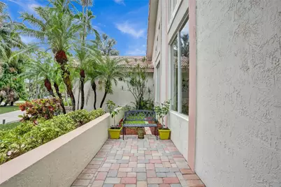 4955 NW 81st Ave, Coral Springs, FL 33067 - Photo 9