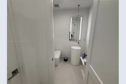 9600 SW 66th St, Miami, FL 33173 - Photo 17